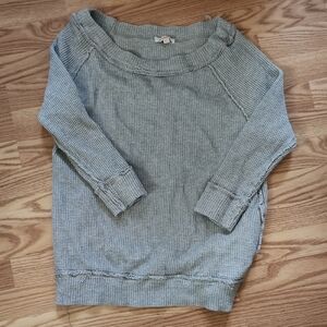 Mazik Women's Light Gray Crew Neck Sweater
